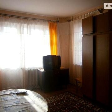 Довгострокова оренда 1к Квартира Ярослава Баіса (Володимира Висоцького) вулиця