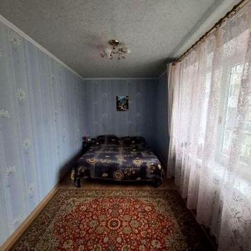 Актуальна! Продам 2-к квартиру (45 м2) Гладкова, 12 квартал