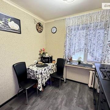 Продаж 3к Квартира Київська вулиця