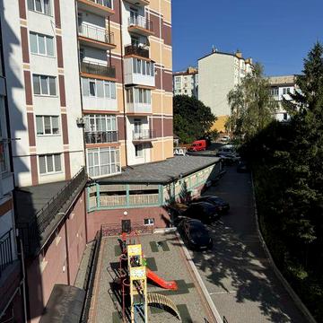 Продам ексклюзивну ТРЬОХкімнатну квартиру в новобудові ЖК Маніліч