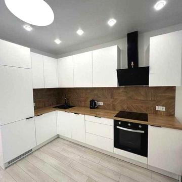 Продаж житла на вул. Володимира Великого