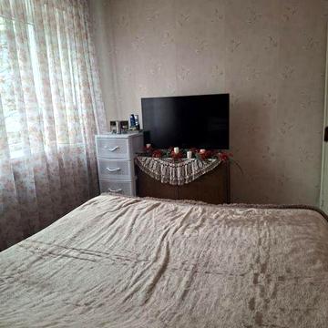 Продам 3-кімнатну квартиру в  місті Ізюм