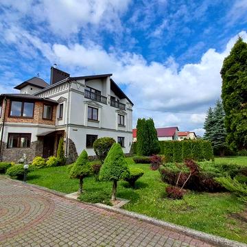 Продаж чудового будинку в Пустомитах