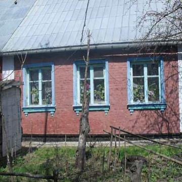 Окремий будинок за 18 км від міста