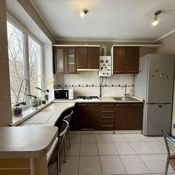 Продаж Вінниця,  трикімнатна на Вишенці