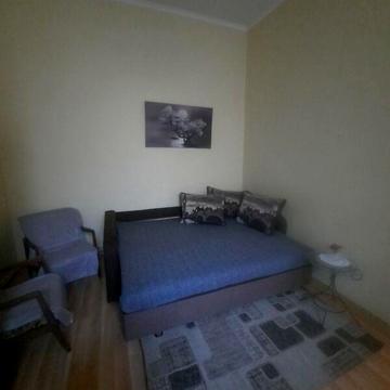 Довгострокова оренда 1к Квартира Драгоманова вулиця