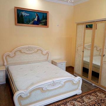 Оренда будинку  на Партизанській