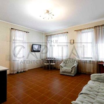 Продаж просторої квартири з ремонтом, біля метро ПОЗНЯКИ. ТОП-локація.