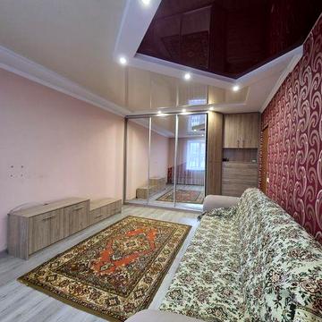 Здається 1 кімн. квартира на Комарова