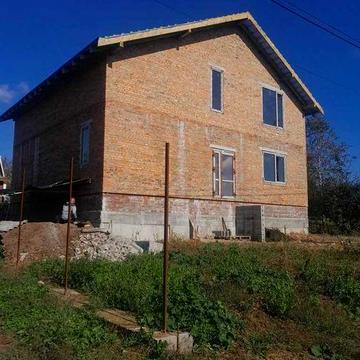 % Продаж окремого 2-поверхового будинку Колоденка