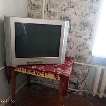 Продам обміняю три кімнати на Піонері