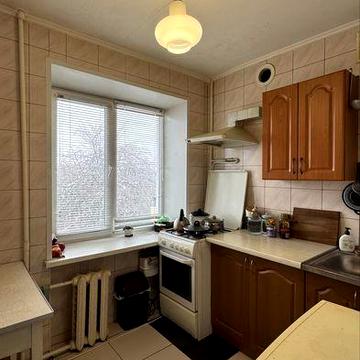 Продаж 2-х кімнатної квартири біля парка Олександрія