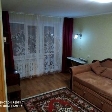 Сдам с  косметич.  ремонтом 1-но комн кв, Центральний ринок