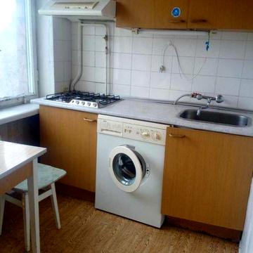 Здам 1-кімнатну кв-ру м. “Звіринецька"-2 хв. пішки