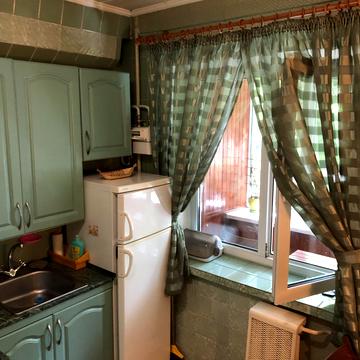 Дегтярівська вул., 10