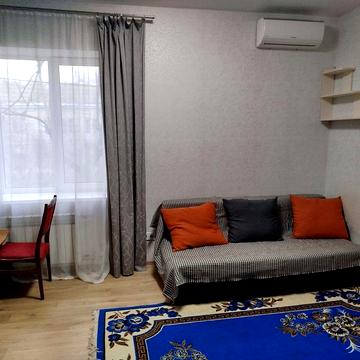 Сдам свою квартиру. На Лунина ,угол Адмиральский .