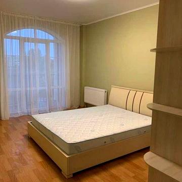 Здається 1-кімнатна квартира на вул. Євпаторійська 2Д