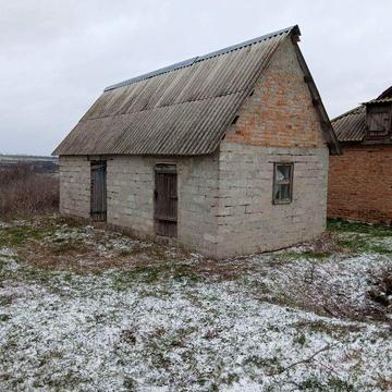 Продам дом  не далеко от  города