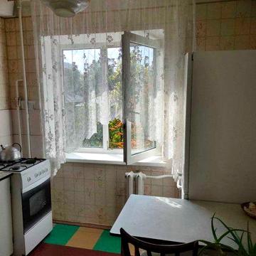 Здам 1 кімнатну квартиру на Русанівці.