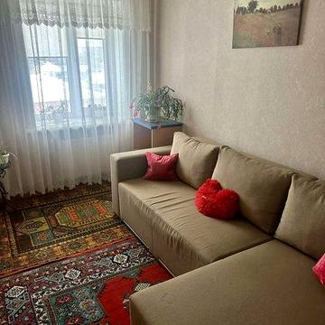 Продам 3 х кімнатну квартиру в центрі