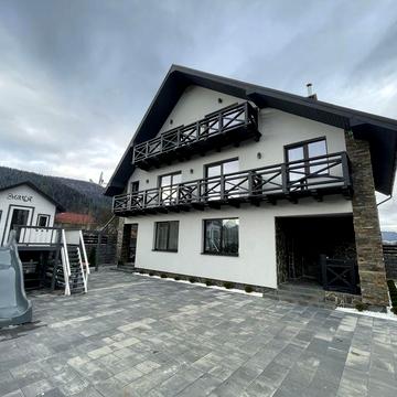 Оренда котеджу в карпатах Буковель Микуличин 20 км Котедж біля річки.