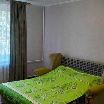 Сдам 1-комнатную квартиру ул Краснова 12 / площадь Толбухина