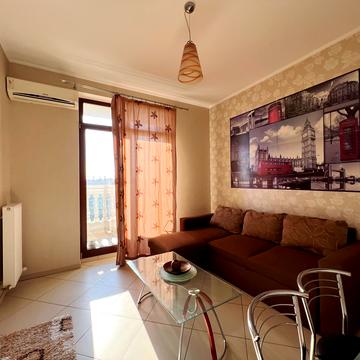 Грецька вул., 1а