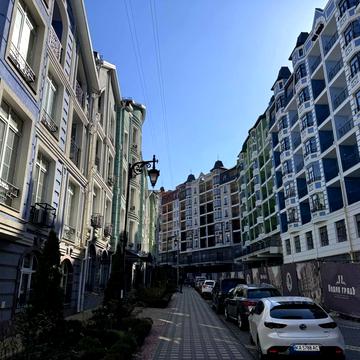 Дегтярна вул., 20-Б