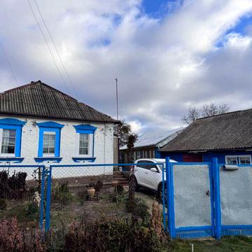 Продаю будинок поруч з Києвом