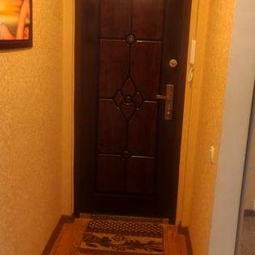 Продам 3 комнатную квартиру на Космонавтов