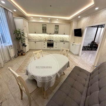 ЖК в Соляних/Плавбасейн 3к квартира 120м2 2 поверх