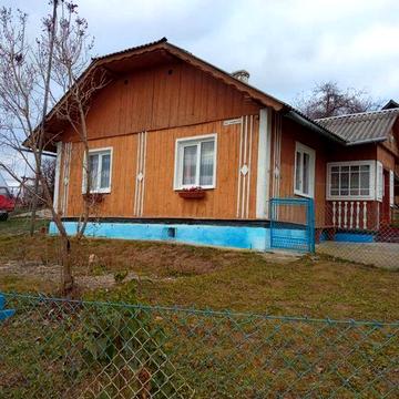 Продам житловий будинок в с.Блажів .