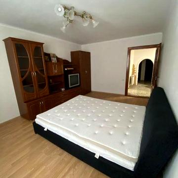 Здається 3 кімнатна квартира