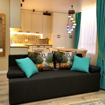 Практична вул., 3