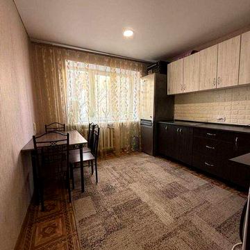 БЕЗ КОМІСІЇ. 1-кім.35 м². Космонавтів.