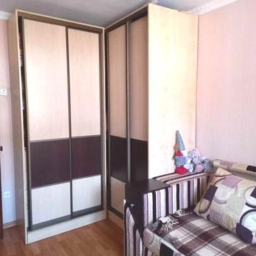 Сдам 2-х комнатную в районе староконного со своим двориком