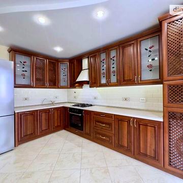 Довгострокова оренда 3к Квартира Робоча вулиця