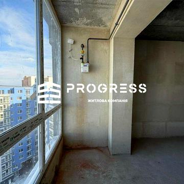 Продам здану Дворівневу Центр Міста Працює ЛІфт є Газ світло Княгинин