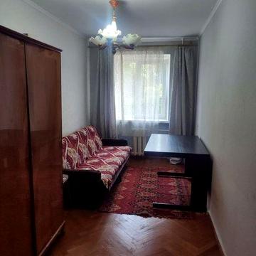 Сдам квартиру на Варненская парк Горького за школой 100, эт3