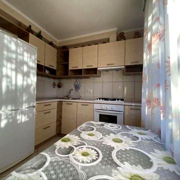 Довгострокова оренда 1к Квартира Янтарна вулиця