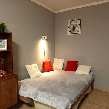 Однокімнатна квартира. Печерск, вул. Лаврська 4 в. Метро Арсенальна