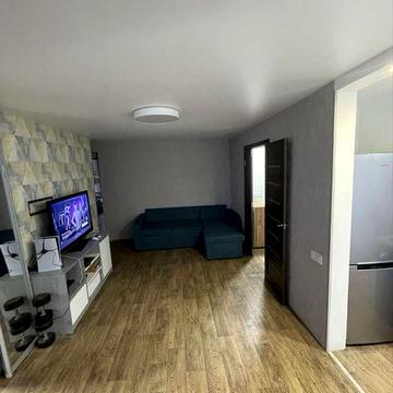 Продам 3 комнатную квартиру автовокзал