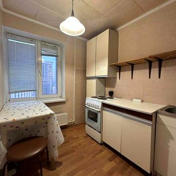 Іллєнка 7, м Лукянівська 2хв пішки, затишна 1к