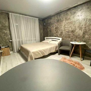 м.,,Вокзальная,, 10 хвилин пішки . ул.Кавказька 9 з ремонтом для себе