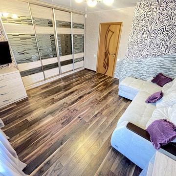 Жулянська вул., 1-Б