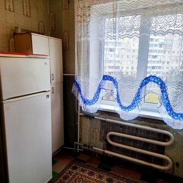 Здам 2-х кмн квартиру л.б