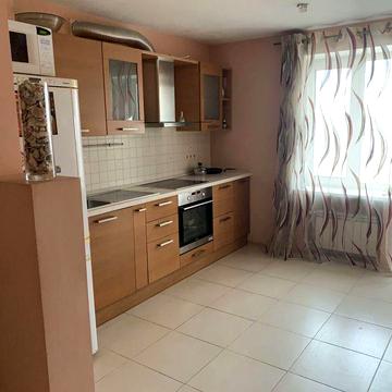 Продам 2-кімнатну квартиру, вул. Братиславська, Лісовий масив. DT