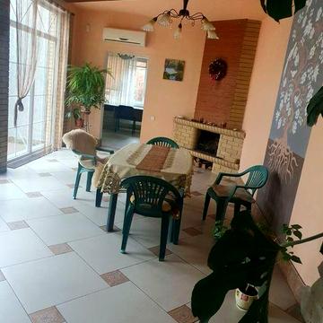 Оренда 3 кімнатної квартири "на землі"