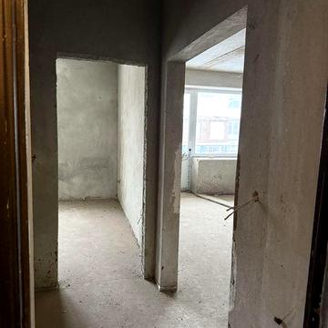 Квартина в новобудові, двох поверхова, загальна площа 93 м2