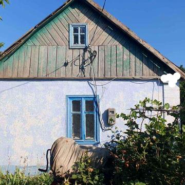 Продам будинок в смт Великодалинське